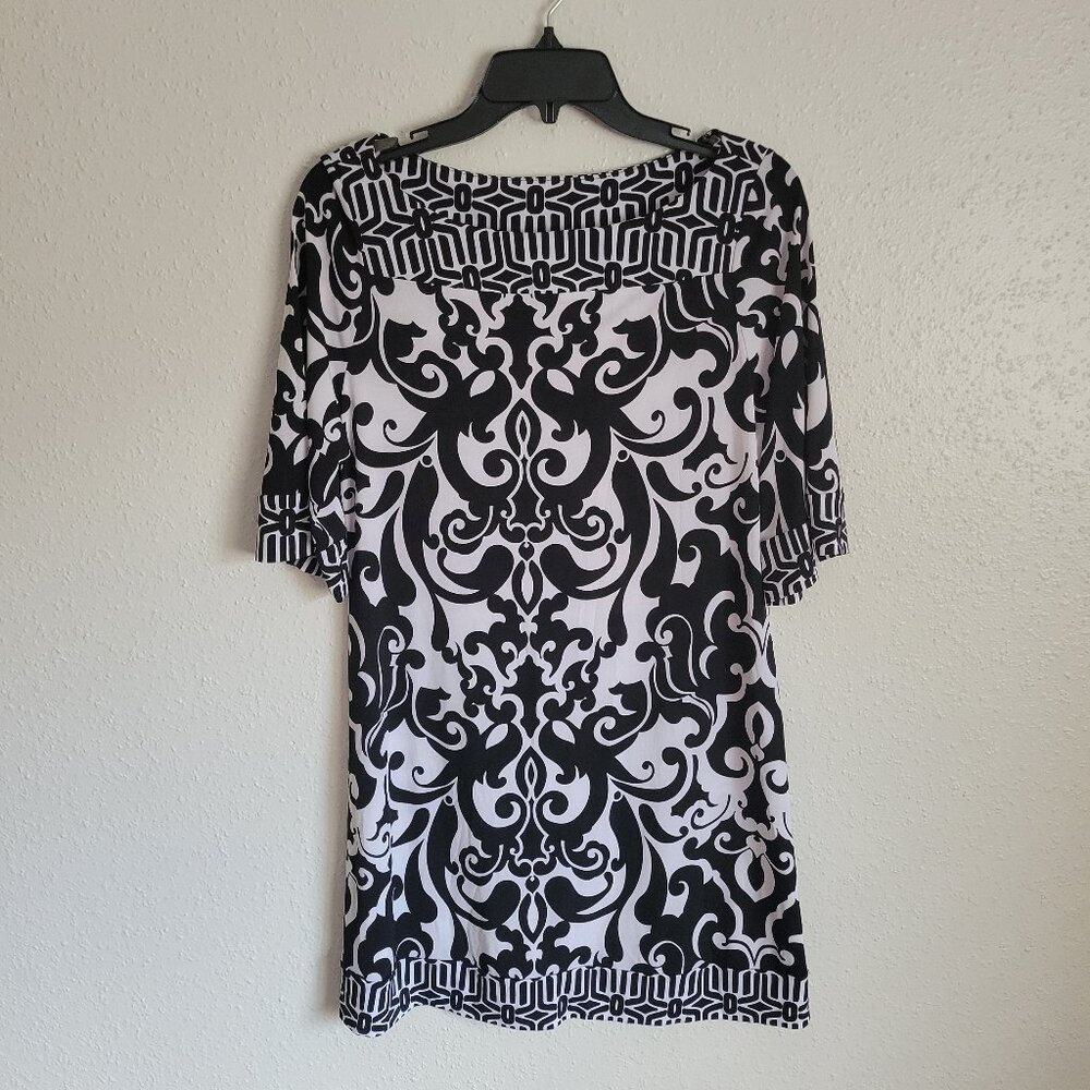 Candie's Female Black and White Tunic